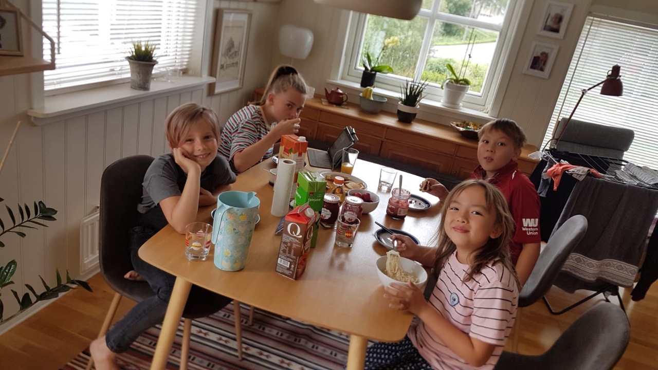 b818e963-3338-4e14-a614-1afc8b3a202f